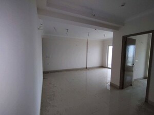 Room in 3 BHK Builder Floor at Sector 22 – for Rent