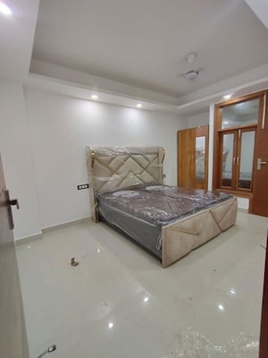 2 BHK Builder Floor For Rent in Saket