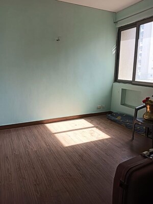 Room in 4 BHK Apartment at Assotech Springfields, Zeta I Greater Noida – for Sale
