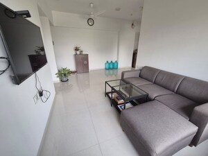 Team Area in 2 BHK Apartment at Arkade Prime, Marol – for Rent