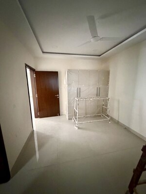 Room in 3 BHK Apartment at Om Sree Gallaxy, Kompally – for Rent