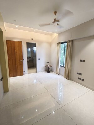 Room in 4 BHK Villa at Waghodia Road – for Sale