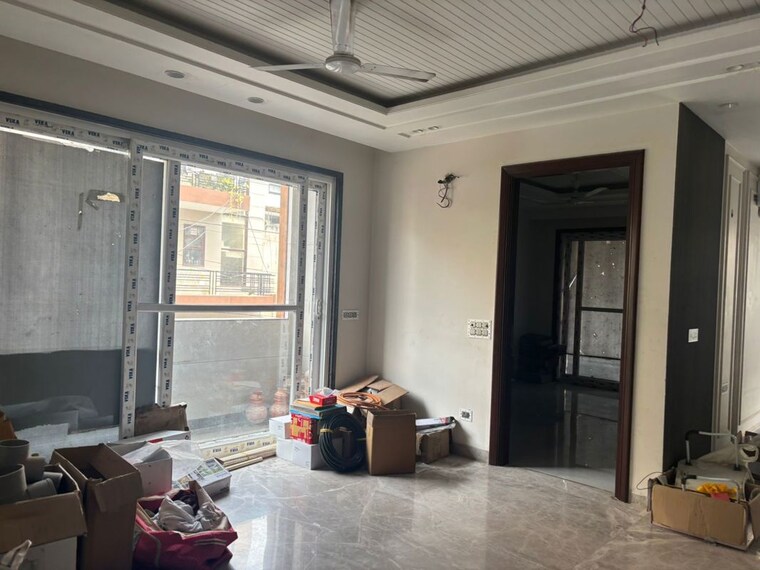 Living Room, dlf-alameda-independent-floors 3 Bedroom 500 Sq.Ft. Builder Floor In Sector 73 Gurgaon 10690108