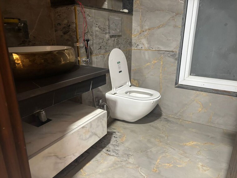 Bathroom, dlf-alameda-independent-floors 3 Bedroom 500 Sq.Ft. Builder Floor In Sector 73 Gurgaon 10690108