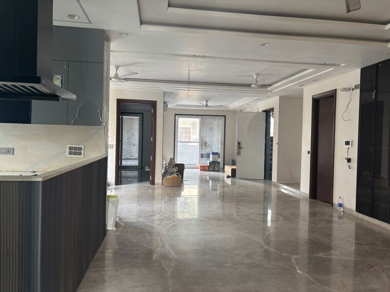 Room, dlf-alameda-independent-floors 3 Bedroom 500 Sq.Ft. Builder Floor In Sector 73 Gurgaon 10690108