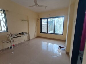 Room in 2 BHK Apartment at Diamond Garden, Chembur – for Rent