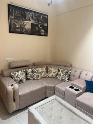 Living Room in 3 BHK Apartment at Vip Road – for Rent