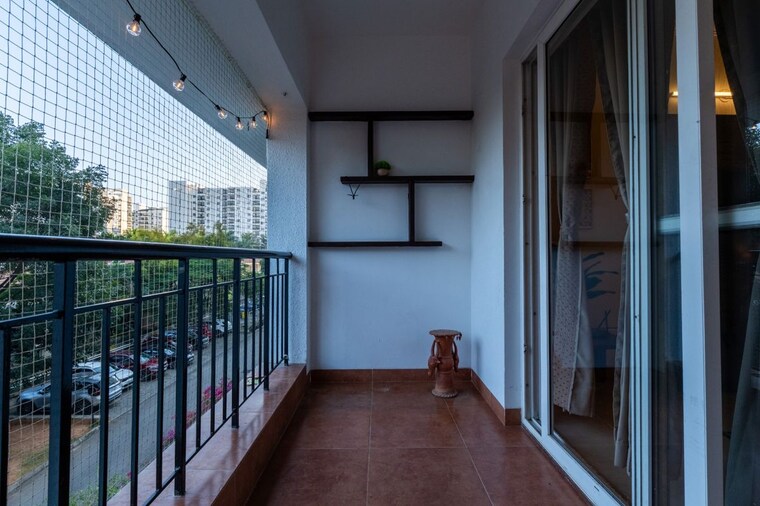 Balcony, adarsh-palm-retreat 3 Bedroom 2415 Sq.Ft. Apartment In Marathahalli Orr Bangalore 10690092