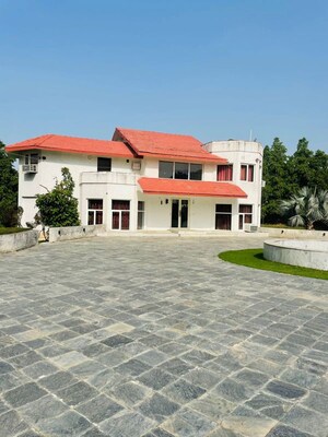 4 BHK Independent House For Rent in Dlf Farms