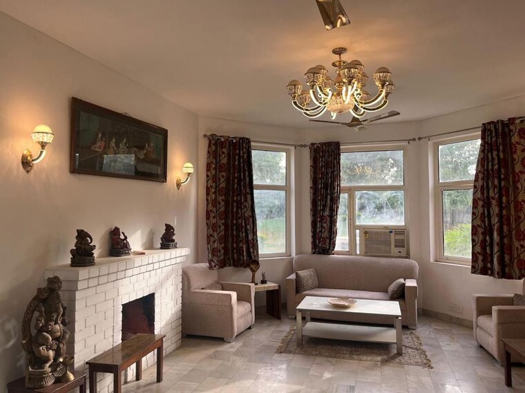 Living Room, dlf farms 4 Bedroom 43000 Sq.Ft. Independent House In Dlf Farms Delhi 10690116