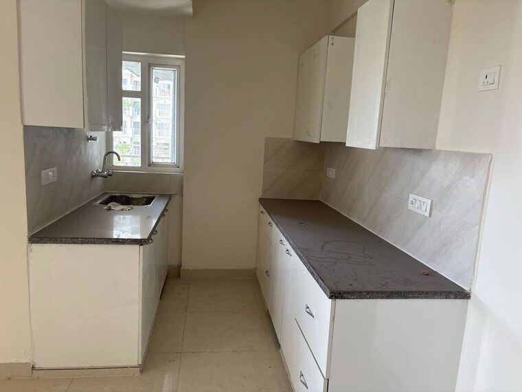 Kitchen, sector 22 3 Bedroom 1550 Sq.Ft. Builder Floor In Sector 22 Gurgaon 10690142