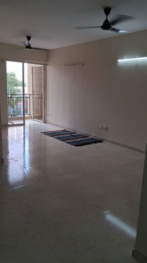 Room in 2 BHK Apartment at MRG The Meridian, Sector 89 – for Rent