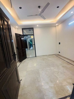 Room in 3 BHK Builder Floor at Lajpat Nagar ii – for Sale