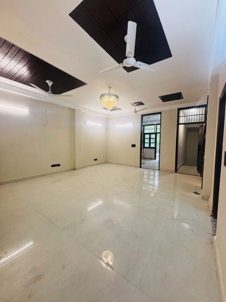 Room, lajpat nagar ii 3 Bedroom 1620 Sq.Ft. Builder Floor In Lajpat Nagar ii Delhi 10690155