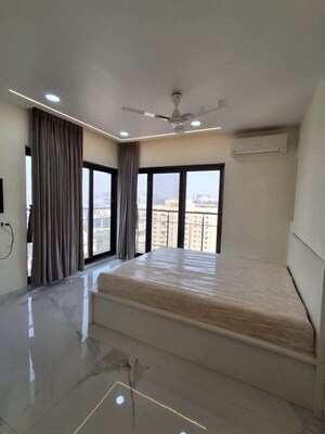Bedroom in 3 BHK Apartment at Arihant CHS Khar West, Khar West – for Rent