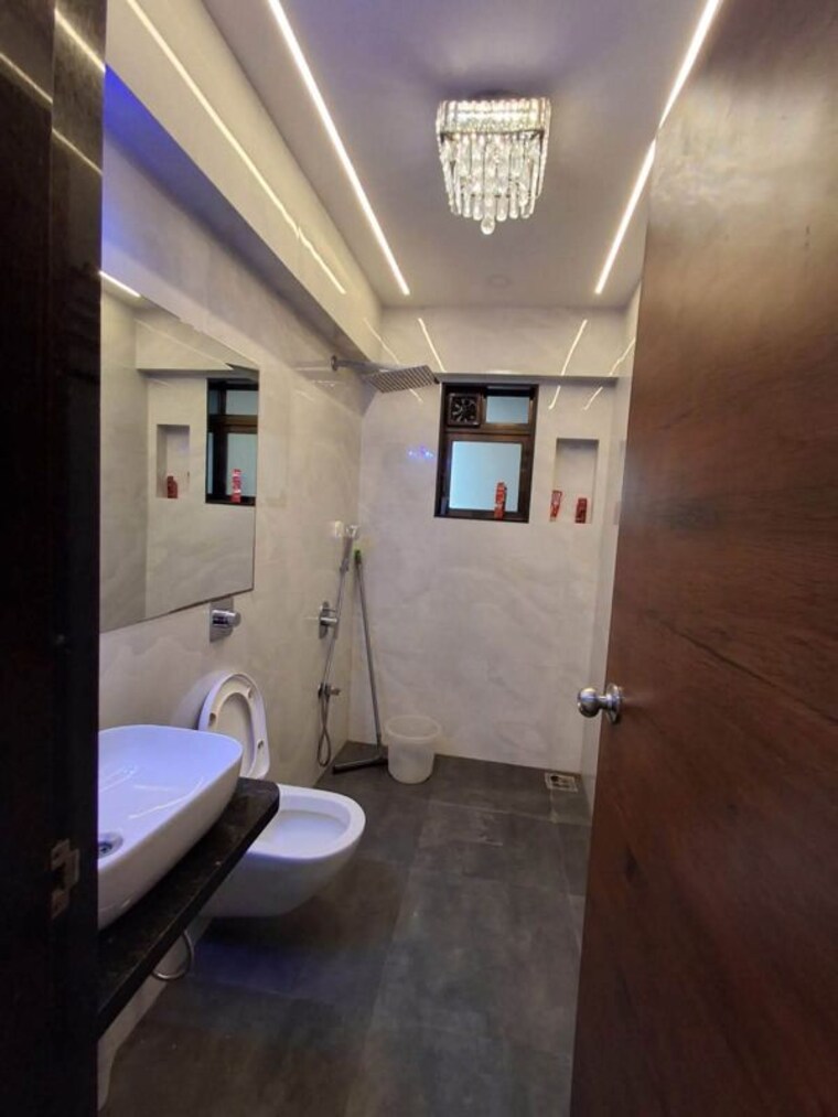 Bathroom, arihant-chs-khar-west 3 Bedroom 1200 Sq.Ft. Apartment In Khar West Mumbai 10690161