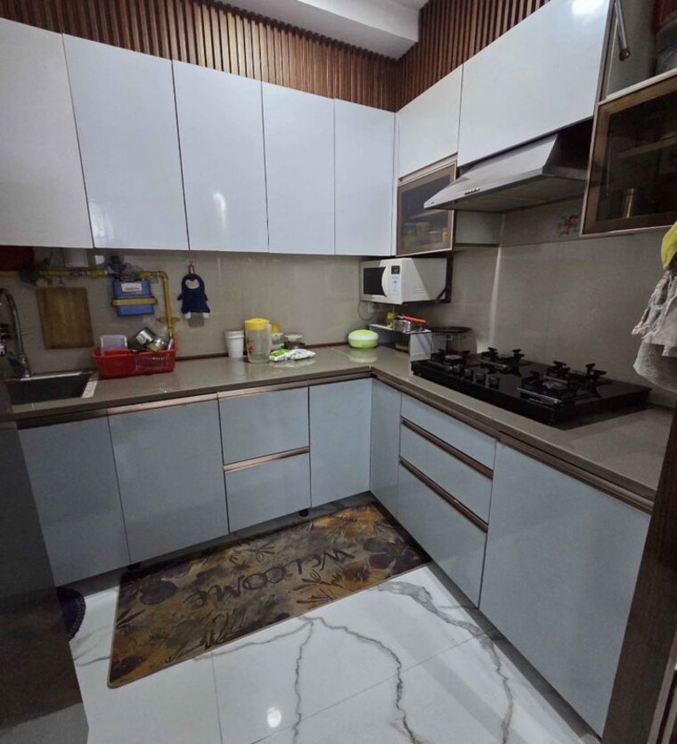 Kitchen, rajouri garden 3 Bedroom 150 Sq.Yd. Builder Floor In Rajouri Garden Delhi 10690047