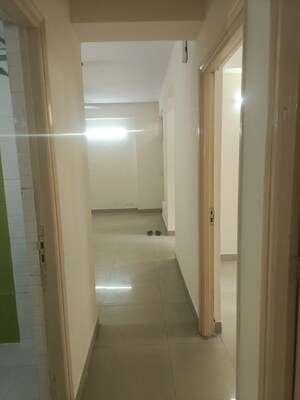 Bathroom in 2.5 BHK Apartment at Express Zenith, Sector 77 – for Rent