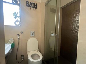 Bathroom in 3 BHK Apartment at Lokhandwala Complex, Andheri West – for Rent