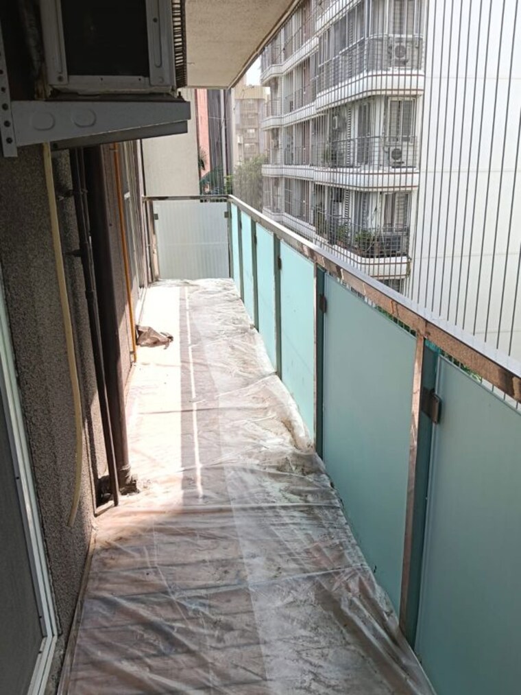 Balcony, diamond-garden 2 Bedroom 800 Sq.Ft. Apartment In Chembur Mumbai 10690233