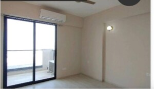 Room in 2 BHK Apartment at M3M Skywalk, Sector 74 – for Rent