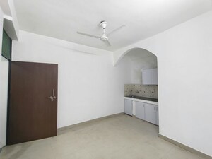 1 BHK Builder Floor For Rent in Neb Sarai