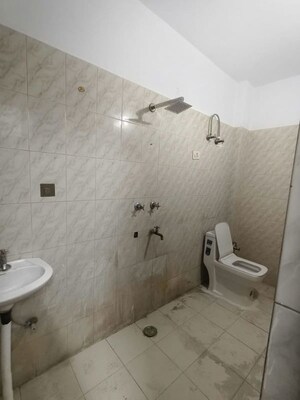 Bathroom in 1 BHK Builder Floor at Neb Sarai – for Rent