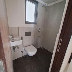 Furnished Amenities in 2 BHK Apartment at Piramal Vaikunth, Balkum Pada – for Rent