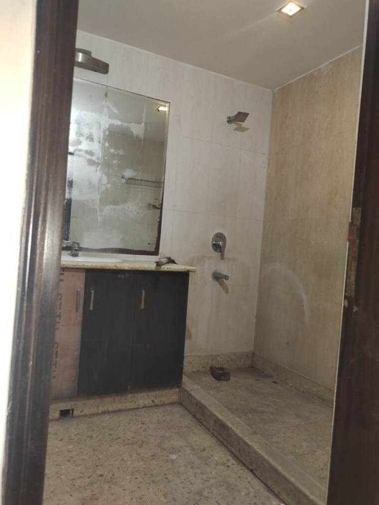 undefined, new friends colony 3 Bedroom 2500 Sq.Ft. Builder Floor In New Friends Colony Delhi 10690292