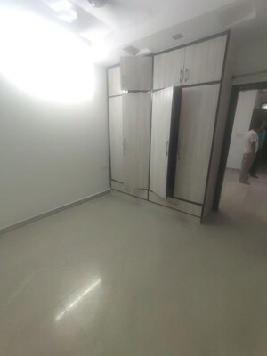 Room in 3 BHK Builder Floor at Paschim Vihar – for Sale