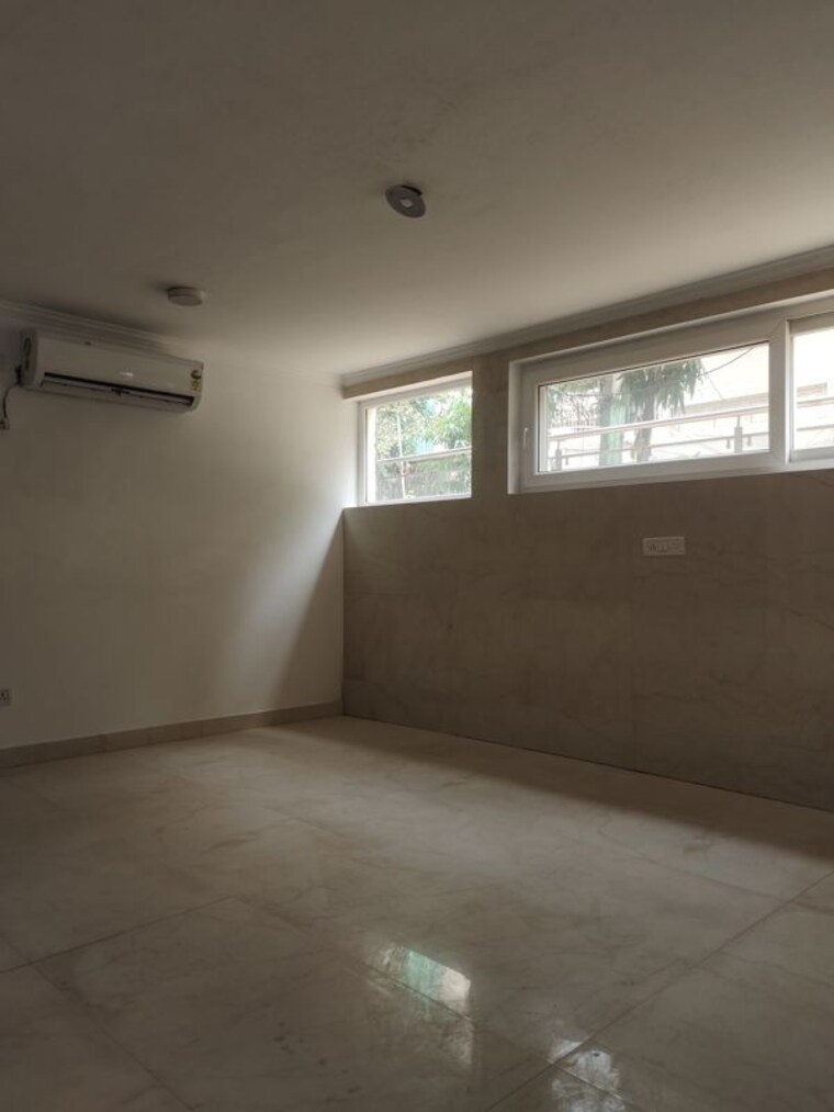undefined, greater kailash Commercial Office Space 1500 Sq.Ft. In Greater Kailash Delhi 10690313