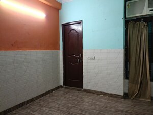 Room in 2 BHK Builder Floor at Ratan Vihar – for Rent