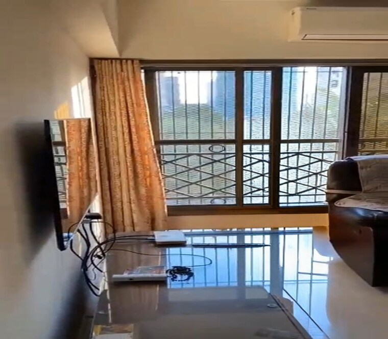 Living Room, dadar east 2 Bedroom 825 Sq.Ft. Apartment In Dadar East Mumbai 10690321