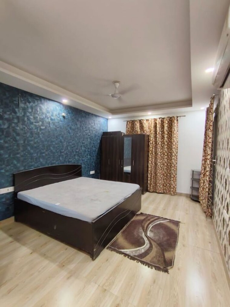 Bedroom, sector 57 3 Bedroom 2700 Sq.Ft. Builder Floor In Sector 57 Gurgaon 10690324