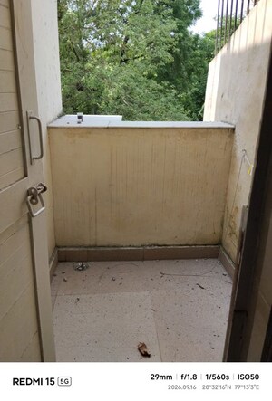 Bathroom in 3.5 BHK Independent House at Sheikh Sarai – for Rent