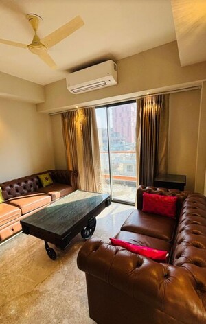 Living Room in 3 BHK Apartment at Signature Global City 63A, Sector 63a – for Rent