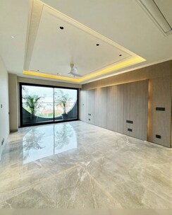 5 BHK +Builder Floor For Sale in M3M City Of Dreams