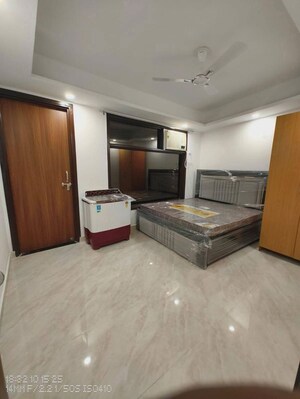 Room in 1 BHK Apartment at Freedom Fighters Enclave – for Rent