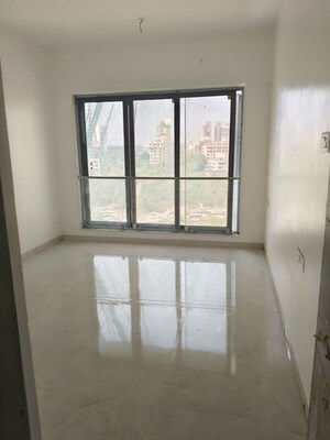 Room in 1 BHK Apartment at IM Applaud 38, Goregaon East – for Rent