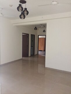 3 BHK Apartment For Rent in Mahagun My Woods