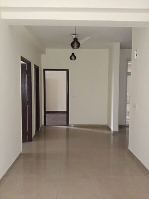 Room in 3 BHK Apartment at Mahagun My Woods, Sector 16c Greater Noida – for Rent