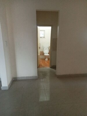 Room in 3.5 BHK Apartment at Greenwood Apartment, Gomti Nagar – for Sale