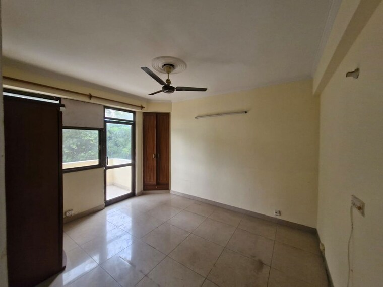 Room, karam-hi-dharam-apartment 3.5 Bedroom 2750 Sq.Ft. Apartment In Sector 55 Gurgaon 10690393