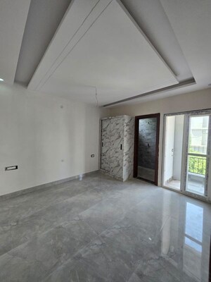 Room in 2 BHK Builder Floor at Dhuran Khass – for Sale
