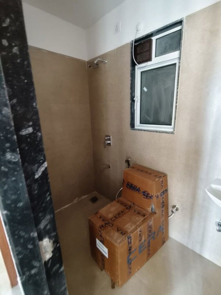 Bathroom, je-and-vee-shiv-krupa 1 Bedroom 421 Sq.Ft. Apartment In Malad East Mumbai 10690415