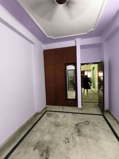 2 BHK Builder Floor For Rent in Vasundhara