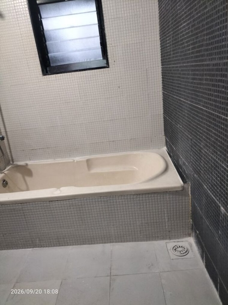 Bathroom, mittal-crosswinds 3.5 Bedroom 1755 Sq.Ft. Apartment In Baner Pune 10690381