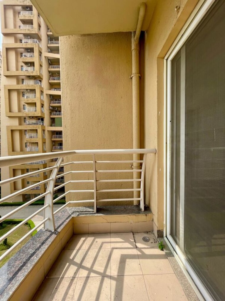 Balcony, sector 20 3 Bedroom 1750 Sq.Ft. Apartment In Sector 20 Panchkula 10690444