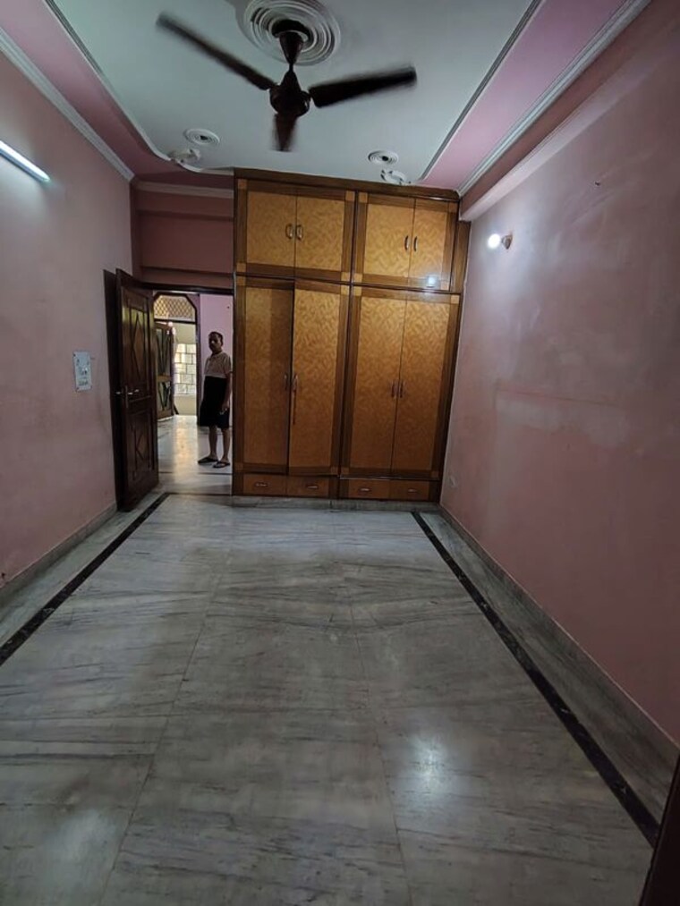 Room, niharika-building 3 Bedroom 1200 Sq.Ft. Builder Floor In Niti Khand I Ghaziabad 10690445