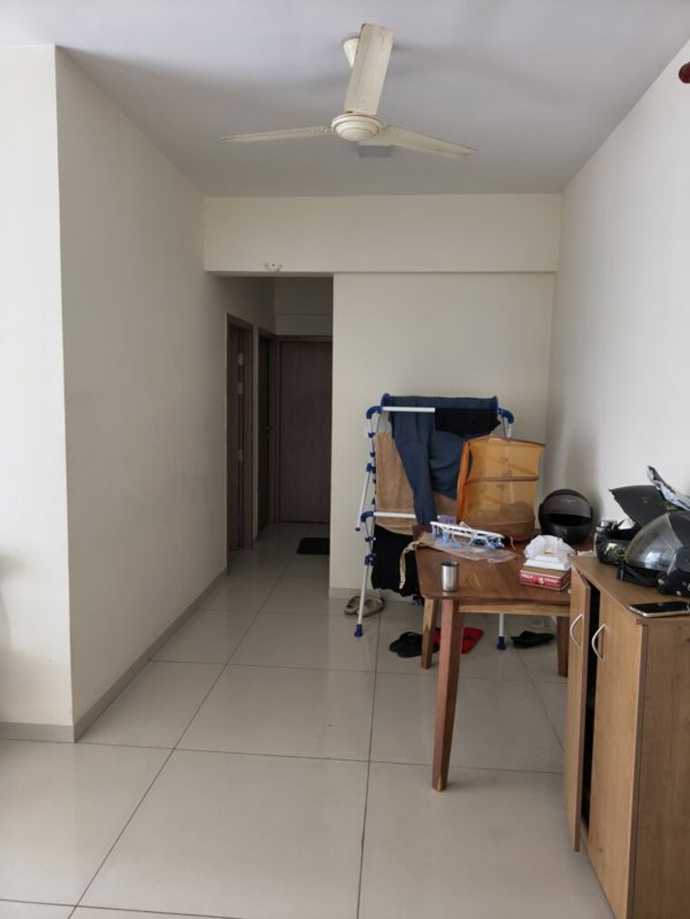 Living Room, godrej-nest-kandivali 3 Bedroom 860 Sq.Ft. Apartment In Kandivali East Mumbai 10690386